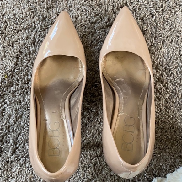 BCBG PUMPS - Picture 2 of 6